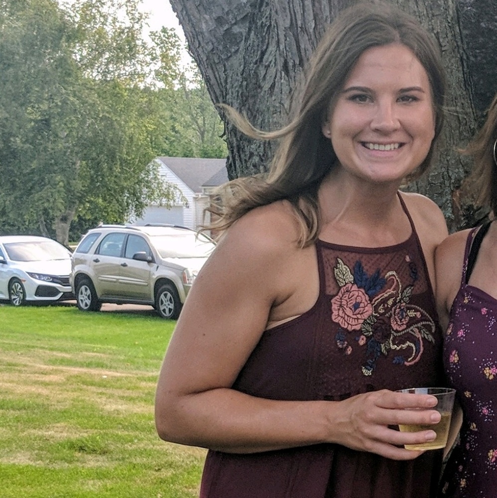 Meet your Posher, Liz